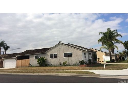 7552 Luxor St, Downey, CA 90241-4679