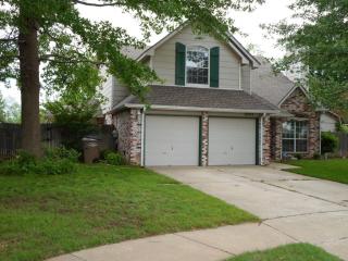 10513 83rd East Cir, Tulsa OK  74133-6915 exterior