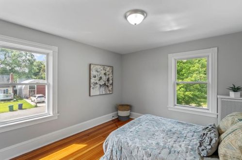 158 Tidewater Dr, Warwick RI  02889-4622 exterior