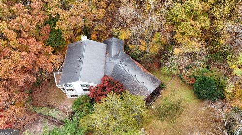 120 Huntcliff Pt, Atlanta GA  30350-1601 exterior