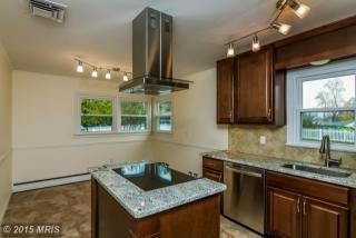 4661 Bromley Ave, Suitland MD  20746-1529 exterior