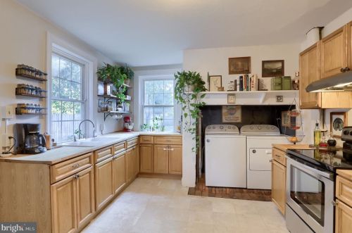 19 Howard Ave, Lancaster PA  17602-3603 exterior