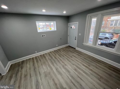 551 Gilham St, Philadelphia PA  19111-5230 exterior