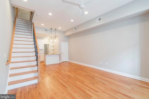 1132 Emily St, Philadelphia PA  19148-5518 exterior