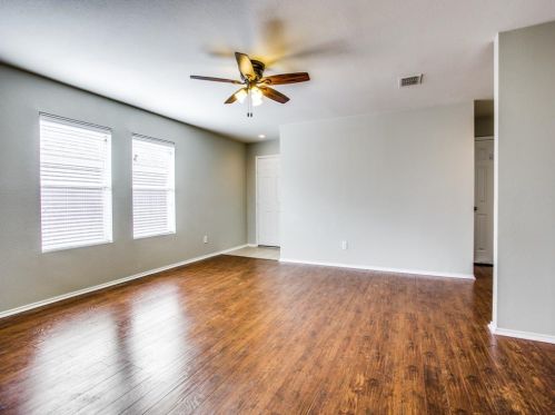 1209 Bellevue Dr, Princeton TX  75407-2814 exterior