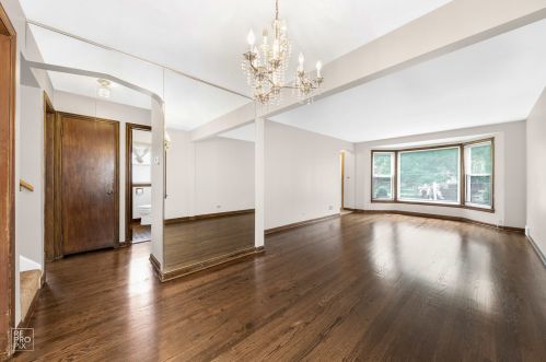 7455 Oketo Ave, Chicago, IL 60631-4430