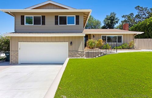 1831 Craigmore Ave, Escondido, CA 92027-4434