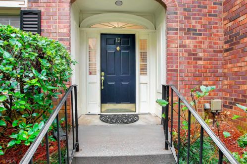 12 Jefferson Hill Pl, Atlanta GA  30342-3750 exterior