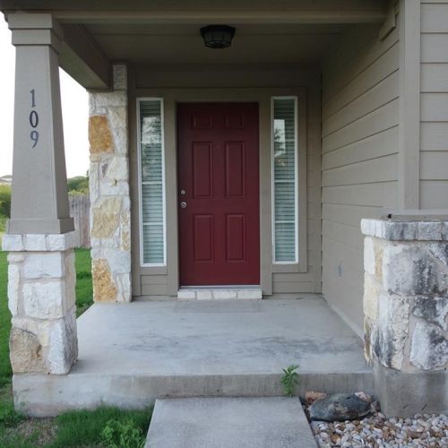 109 Caddis Cv, Uhland TX  78640-8002 exterior