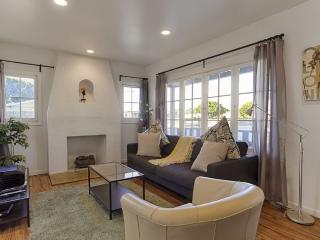 230 Ocean Park Blvd, Santa Monica CA  90405-3526 exterior