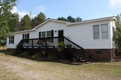 109 Russell Dr, Flay, NC 28021-8401