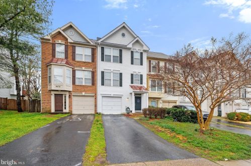 9676 Bedder Stone Pl, Bristow, VA 20136-1233