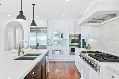 25 Blue Smt, Irvine CA  92603-0168 exterior