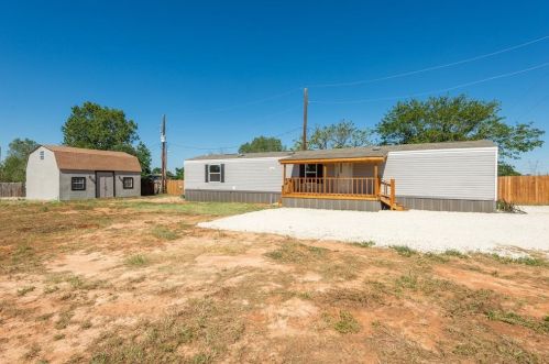2208 Rosehill Ln, Granbury, TX 76048-7749