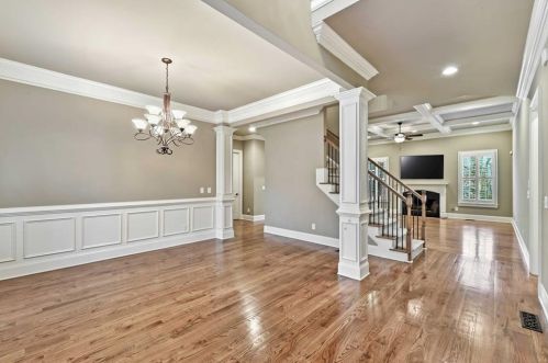 525 Forest Hills Dr, Atlanta GA  30342-2335 exterior
