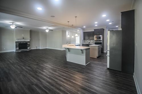 711 Thornbury Rdg, Evans GA  30809-8294 exterior