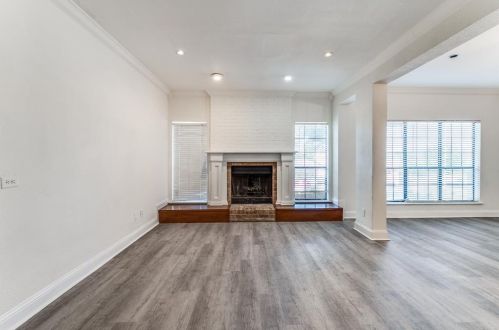 5362 Colony Hill Rd, Fort Worth TX  76112-2819 exterior