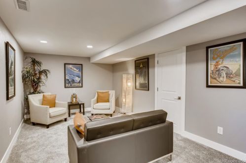 5360 Jewell Ave, Denver CO  80222-3940 exterior