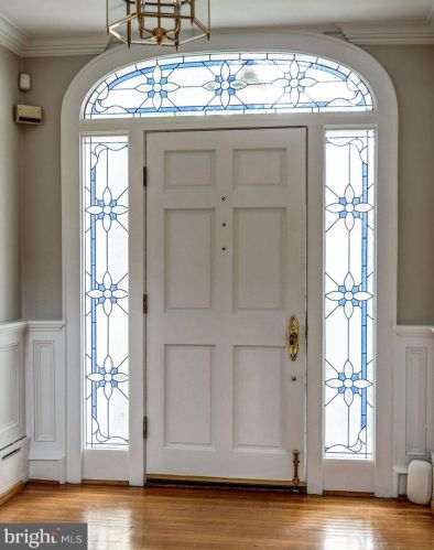 104 Treaty Elm Ln, Tavistock NJ 08033-3413 exterior