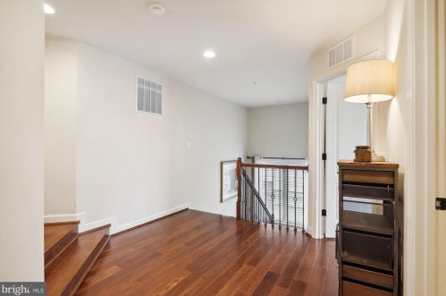 13509 Moonlight Trail Dr, Silver Spring MD 20906-6700 exterior