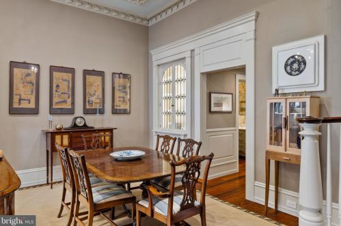 1812 Delancey Pl, Philadelphia PA  19103-6612 exterior