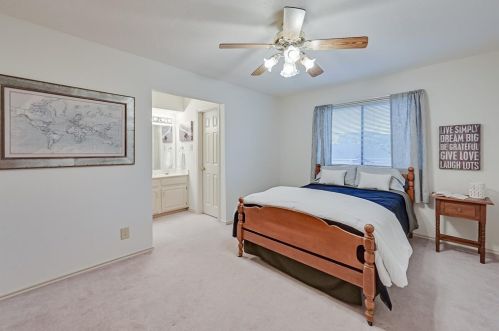 2312 Colleen Ct, Carrollton TX 75007-2037 exterior