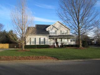 1918 Saddlebrook Dr, Murfreesboro, TN 37129-1518