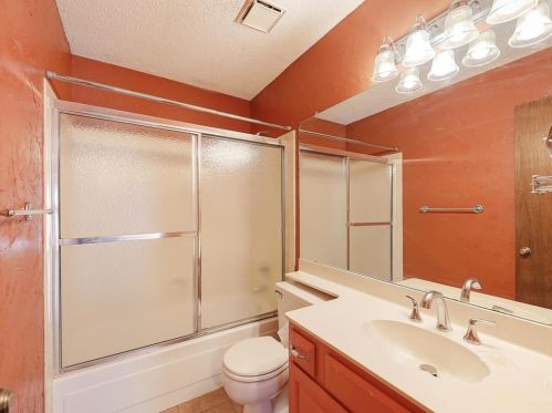 2602 Holy Cross Ln, Garland TX 75044-4673 exterior