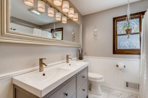 8108 137th St, Saint Paul MN  55124-9517 exterior