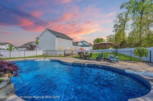 46 Imperial Pl, Jackson Twp, NJ 08527-5174
