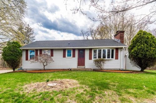 1339 Cheshire St, Cheshire, CT 06410-1849