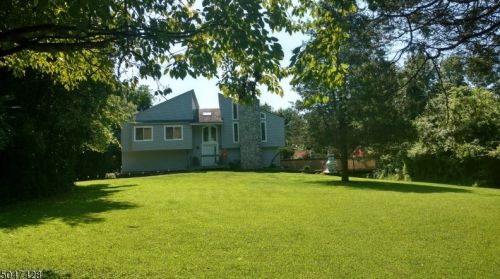 19 Hainesburg River Rd, Columbia, NJ 07832-2651