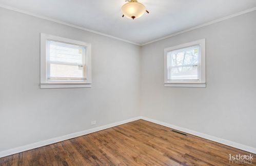 662 Clarendon Ave, Arlington Hts IL  60004-4902 exterior