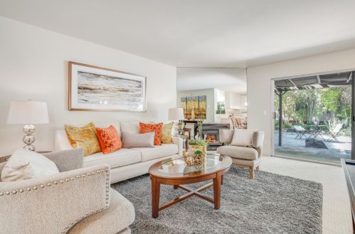 826 Jordan Ave, Los Altos, CA 94022-1413