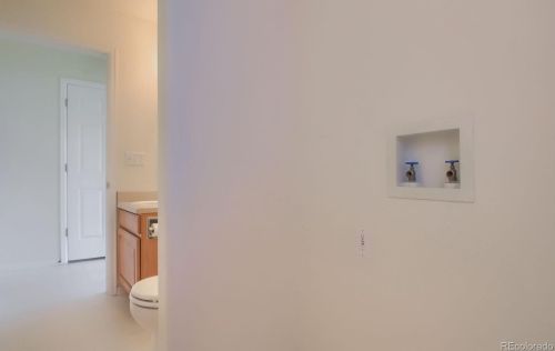 5593 Himalaya Way, Aurora CO 80013-6078 exterior