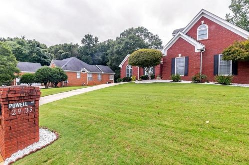 2935 Chesterfield Way, Conyers GA  30013-2487 exterior