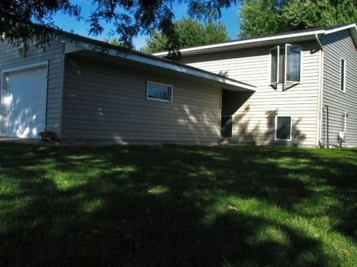 219 Glen Ellen Dr, Mankato, MN 56001-5869