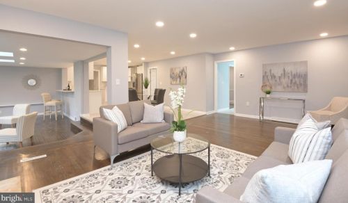 71 Carter Rd, Princeton NJ  08540-2107 exterior