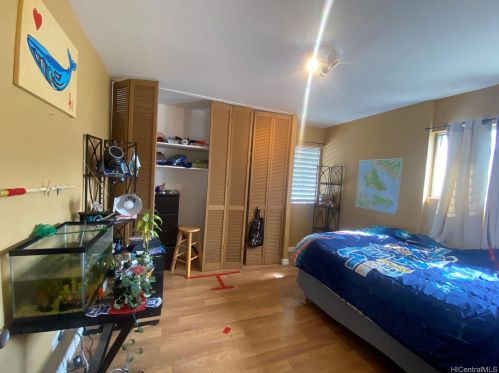 1309 Wilder Ave, Honolulu HI  96822-4291 exterior