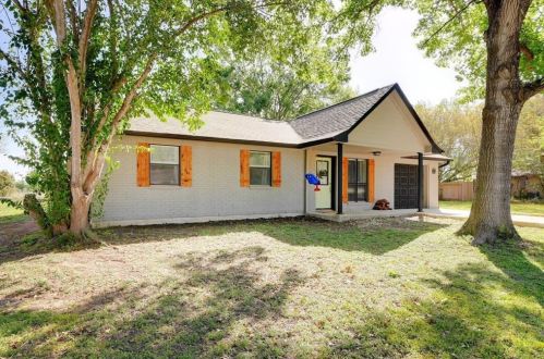 107 Country Ln, Reedville, TX 78656-9643