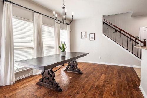 4285 Indian Run Dr, Carrollton TX 75010-3297 exterior