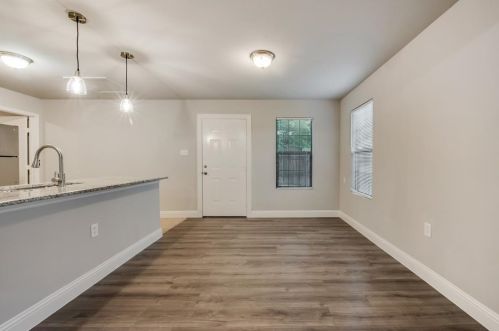2732 Stark St, Fort Worth TX  76112-6555 exterior