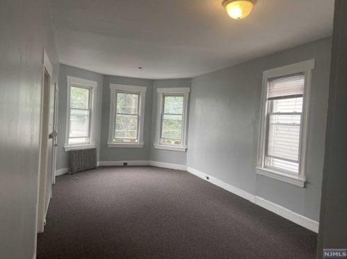 126 Danforth Ave, Paterson NJ  07501-3204 exterior
