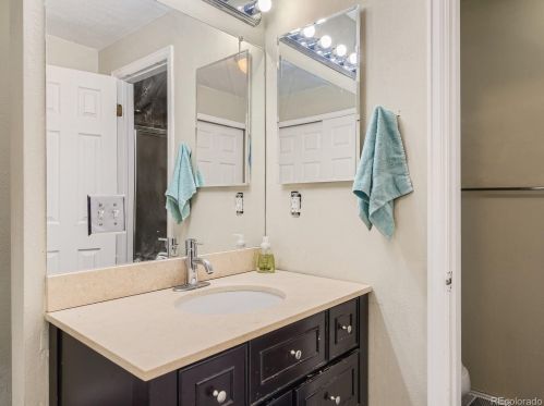 2795 Lansing Way, Aurora CO  80014-3064 exterior