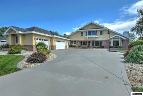 1550 Glenwood Dr, Gardnerville, NV 89460-8977