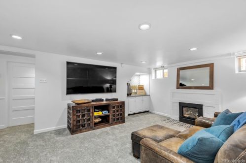 710 Bellaire St, Denver CO  80220-4937 exterior