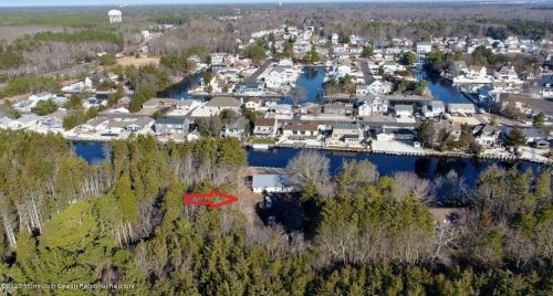 112 Terry Ave, Lacey Township, NJ 08734-1843