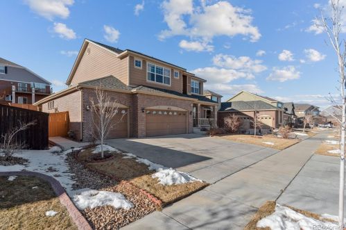 5421 Eaton Park Way, Aurora CO 80016-4292 exterior
