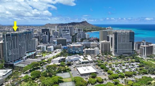 383 Kalaimoku St, Honolulu HI  96815 exterior