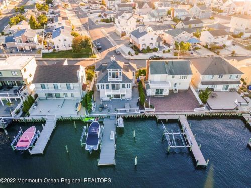 450 Tamiami Dr, Lavallette NJ  08735-3035 exterior